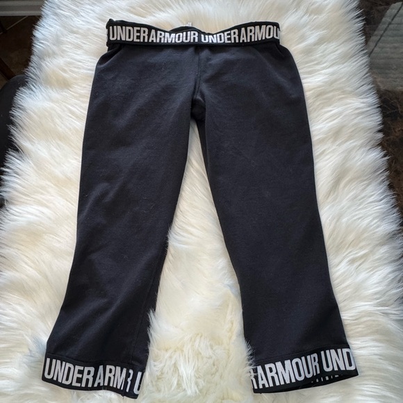 Under Armour Pants - Under Armour Charcoal Athletic Pants
